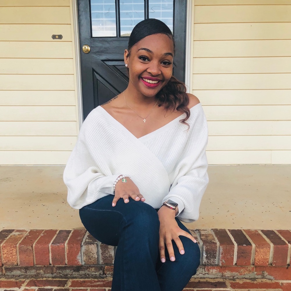 Meet your Posher, Iliana